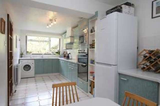  Image of 3 bedroom Detached house for sale in Forlease Drive Maidenhead SL6 at Forlease Drive  Maidenhead, SL6 1UD