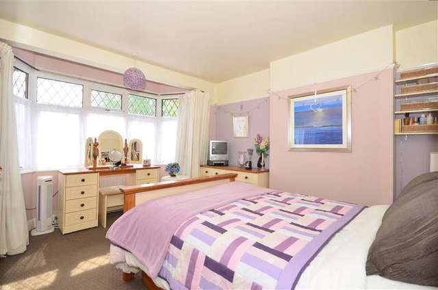  Image of 4 bedroom Semi-Detached house for sale in George V Avenue Margate CT9 at Margate Kent Margate, CT9 5RH
