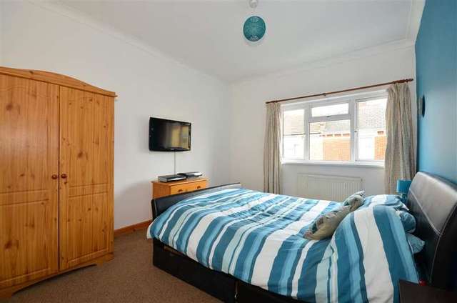 Image of 2 bedroom End of Terrace for sale in Hampshire Street Portsmouth PO1 at Portsmouth Hampshire Portsmouth, PO1 5LQ