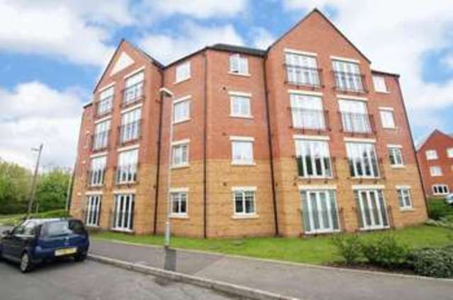  Image of 2 bedroom Flat to rent in Hedgerow Close Redditch B98 at Hedgerow Close Greenlands Redditch, B98 7QE