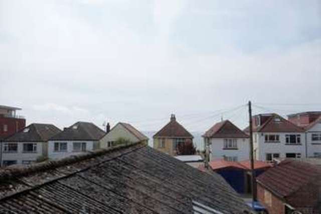  Image of 3 bedroom Property for sale in High Street Lee-on-the-Solent PO13 at High Street  Lee-On-The-Solent, PO13 9BU