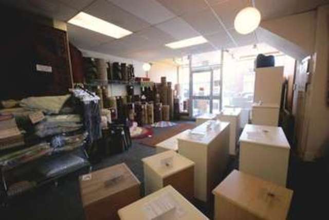  Image of 3 bedroom Property for sale in High Street Lee-on-the-Solent PO13 at High Street  Lee-On-The-Solent, PO13 9BU