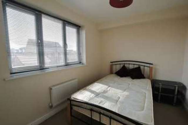  Image of 3 bedroom Terraced house to rent in Hyde Park Road Kingswood Hull HU7 at Hyde Park Road Kingswood Hull, HU7 3AW