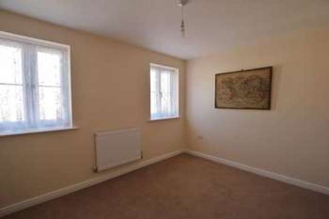  Image of 3 bedroom Terraced house to rent in Hyde Park Road Kingswood Hull HU7 at Hyde Park Road Kingswood Hull, HU7 3AW