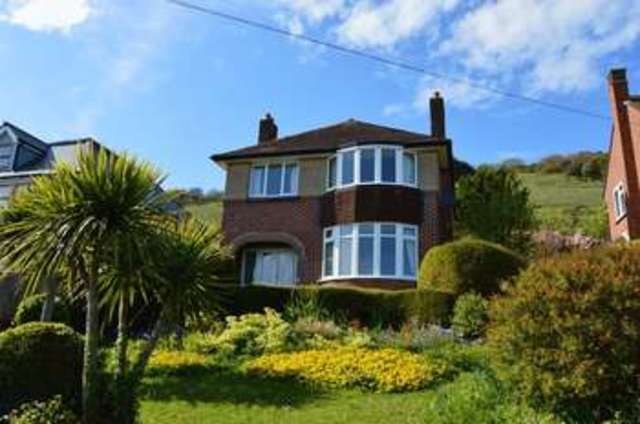  Image of 3 bedroom Detached house for sale in Leeson Road Ventnor PO38 at Leeson Road  Ventnor, PO38 1PS