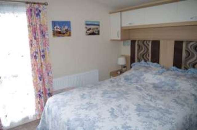  Image of 2 bedroom Detached house for sale in Marine Drive Burnham-on-Sea TA8 at Marine Drive  Burnham-On-Sea, TA8 1LA