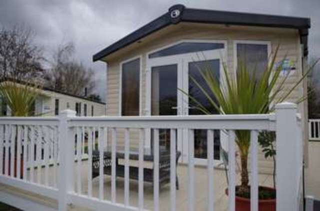  Image of 2 bedroom Detached house for sale in Marine Drive Burnham-on-Sea TA8 at Marine Drive  Burnham-On-Sea, TA8 1LA