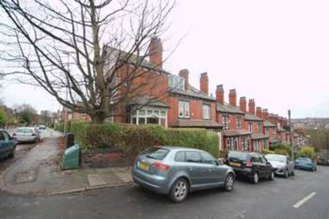  Image of 2 bedroom Flat to rent in Morris Lane Kirkstall Leeds LS5 at Morris Lane (flat 1) Kirkstall Leeds, LS5 3JD