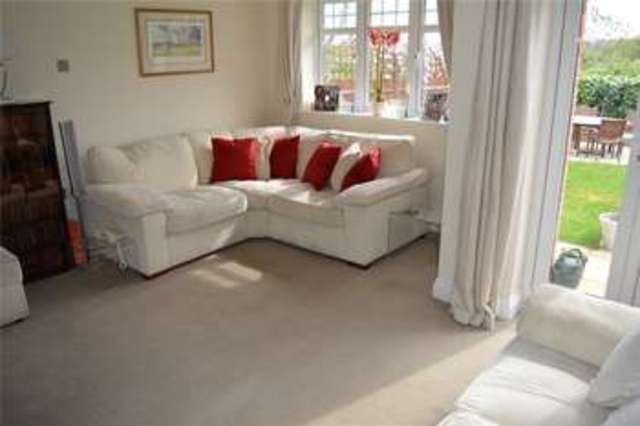  Image of 4 bedroom Semi-Detached house for sale in Oatlands Road Shinfield Reading RG2 at Shinfield Reading Shinfield, RG2 9FY