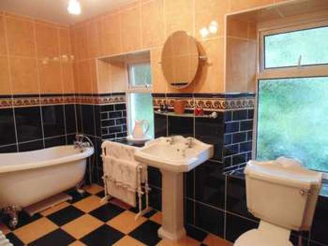 Image of 5 bedroom Property for sale in Old Lane Abersychan Pontypool NP4 at Old Lane Abersychan PONTYPOOL, NP4 7DG