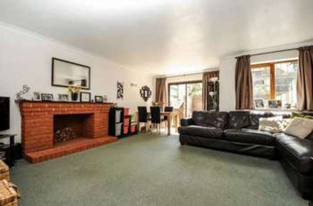  Image of 3 bedroom Semi-Detached house for sale in Pearces Place Anchor Road Kingsclere Newbury RG20 at Anchor Road Kingsclere Newbury, RG20 5NA