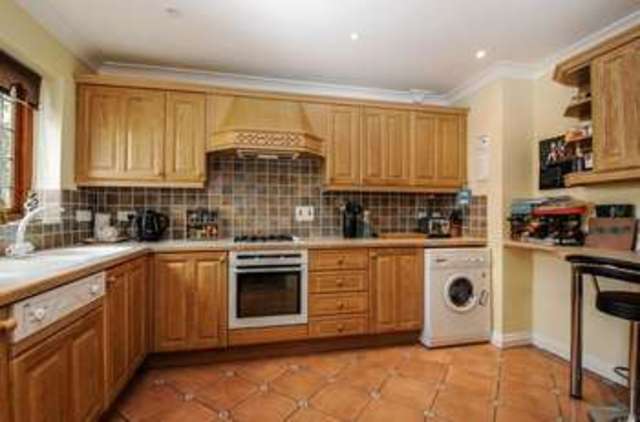  Image of 3 bedroom Semi-Detached house for sale in Pearces Place Anchor Road Kingsclere Newbury RG20 at Anchor Road Kingsclere Newbury, RG20 5NA