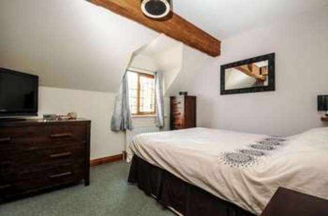  Image of 3 bedroom Semi-Detached house for sale in Pearces Place Anchor Road Kingsclere Newbury RG20 at Anchor Road Kingsclere Newbury, RG20 5NA