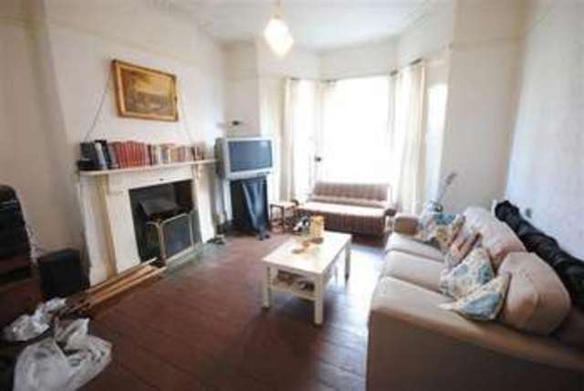  Image of 5 bedroom Terraced house for sale in Pelham Grove Aigburth Liverpool L17 at Pelham Grove Aigburth Liverpool, L17 8XD