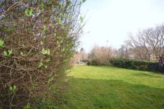 Image of 1 bedroom Flat for sale in Plymouth Road Totnes TQ9 at Plymouth Road  Totnes, TQ9 5LH