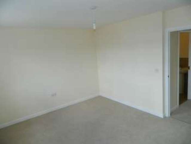  Image of 4 bedroom Terraced house to rent in Brook Lane Tonbridge TN9 at Red Bud Road  Tonbridge, TN9 1PU