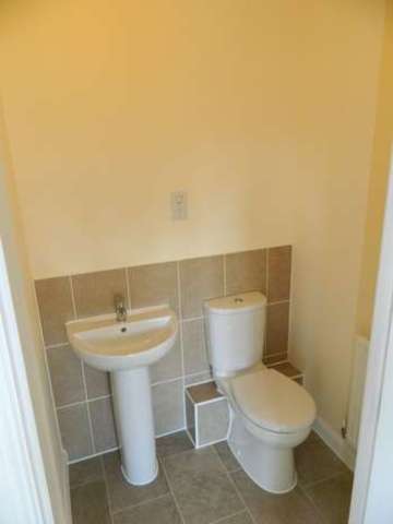  Image of 4 bedroom Terraced house to rent in Brook Lane Tonbridge TN9 at Red Bud Road  Tonbridge, TN9 1PU