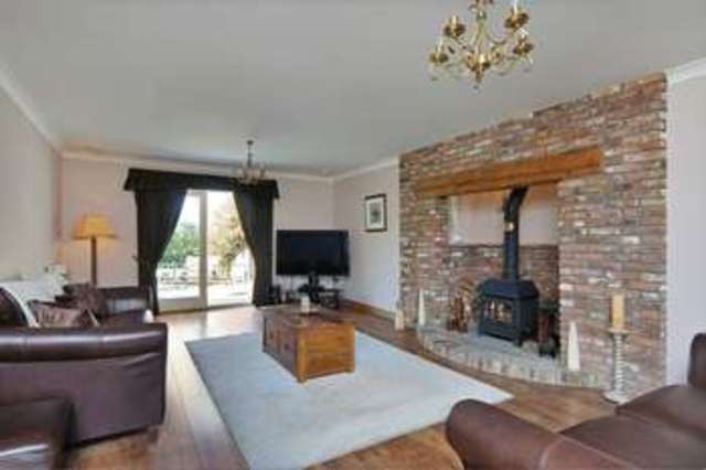  Image of 6 bedroom Detached house for sale in Rio Drive Collingham Newark NG23 at Rio Drive Collingham Newark, NG23 7NB