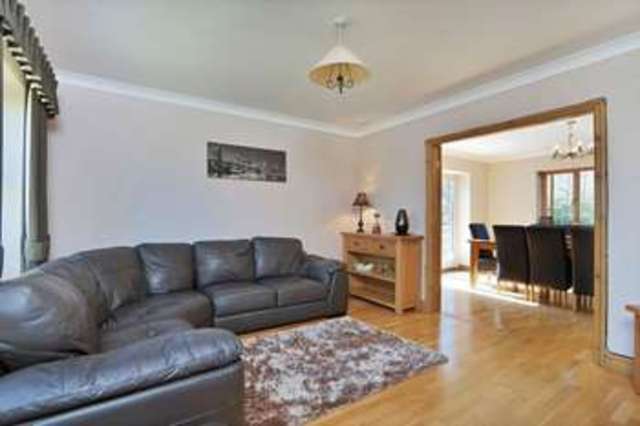  Image of 6 bedroom Detached house for sale in Rio Drive Collingham Newark NG23 at Rio Drive Collingham Newark, NG23 7NB