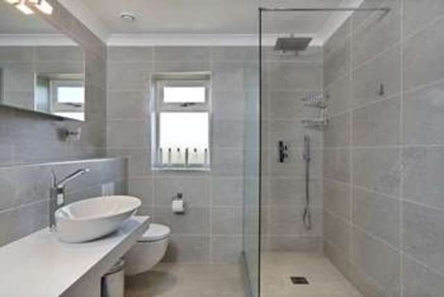  Image of 6 bedroom Detached house for sale in Rio Drive Collingham Newark NG23 at Rio Drive Collingham Newark, NG23 7NB