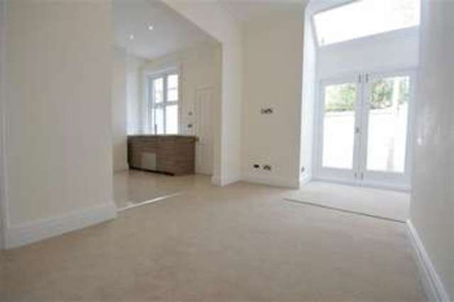  Image of 3 bedroom Terraced house for sale in Roxburgh Avenue Aigburth Liverpool L17 at Roxburgh Avenue Aigburth Liverpool, L17 4LQ