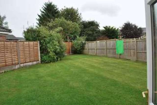  Image of 5 bedroom Semi-Detached house to rent in Sandiford Crescent Newport TF10 at Sandiford Crescent  Newport, TF10 7QP