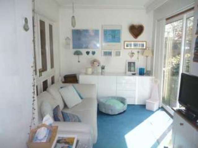  Image of 5 bedroom Semi-Detached house for sale in Broadfields Avenue Edgware HA8 at Broadfields Avenue  Edgware, HA8 8SL