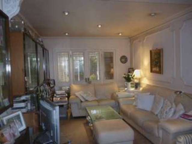  Image of 5 bedroom Semi-Detached house for sale in Broadfields Avenue Edgware HA8 at Broadfields Avenue  Edgware, HA8 8SL