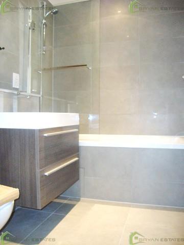  Image of 2 bedroom Flat to rent in Seven Sisters Road London N4 at Finsbury Park  London, N4 2HY