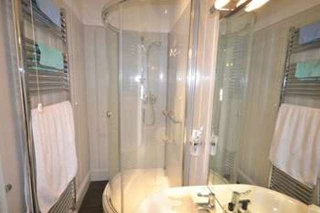  Image of 1 bedroom Flat for sale in Bridgetown Totnes TQ9 at Seymour Court  TOTNES, TQ9 5AA