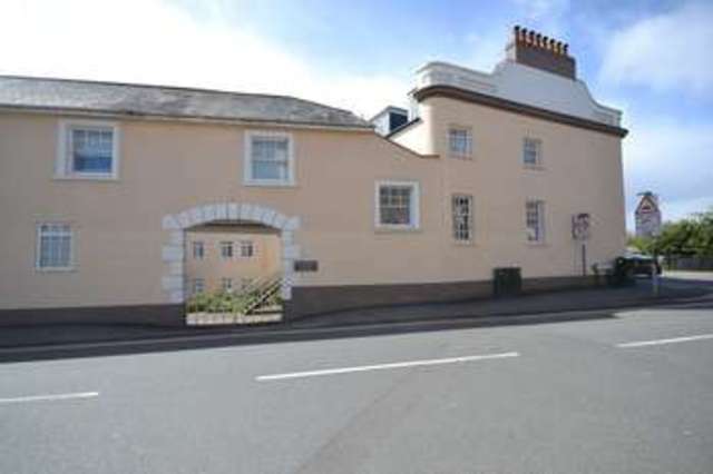  Image of 1 bedroom Flat for sale in Bridgetown Totnes TQ9 at Seymour Court  TOTNES, TQ9 5AA