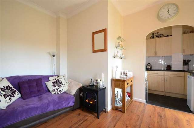  Image of 1 bedroom Flat for sale in Simpson Road Portsmouth PO2 at Portsmouth Hampshire Portsmouth, PO2 8SS