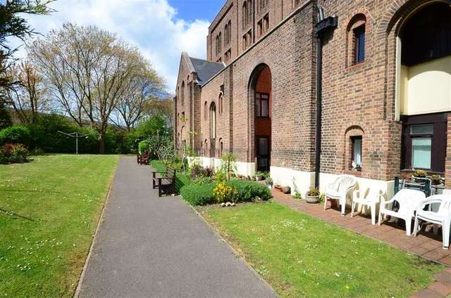  Image of 1 bedroom Flat for sale in Simpson Road Portsmouth PO2 at Portsmouth Hampshire Portsmouth, PO2 8SS