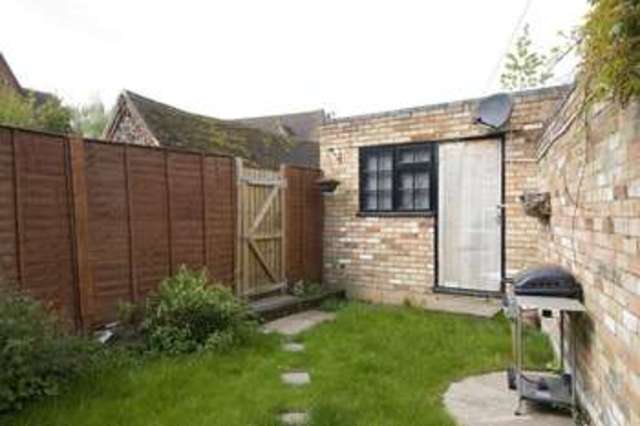  Image of 4 bedroom Terraced house to rent in St. Marys Street Eynesbury St. Neots PE19 at St. Marys Street Eynesbury St. Neots, PE19 2TA