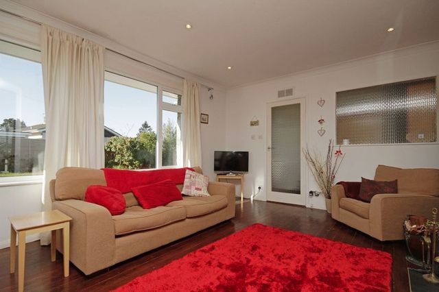  Image of 3 bedroom Detached house for sale in Kings Rydon Close Stoke Gabriel Totnes TQ9 at Kings Rydon Close Stoke Gabriel Totnes, TQ9 6QG