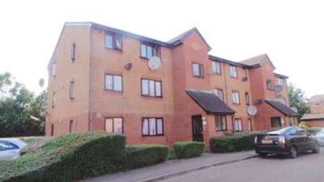  Image of Flat for sale in Streamside Close London N9 at Streamside Close  Edmonton, N9 9XD
