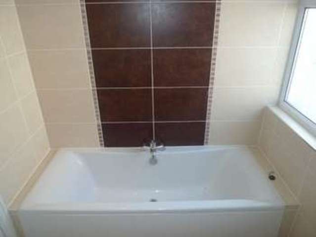  Image of 3 bedroom Semi-Detached house to rent in The Turnways Headingley Leeds LS6 at The Turnways Headingley Leeds, LS6 3DU