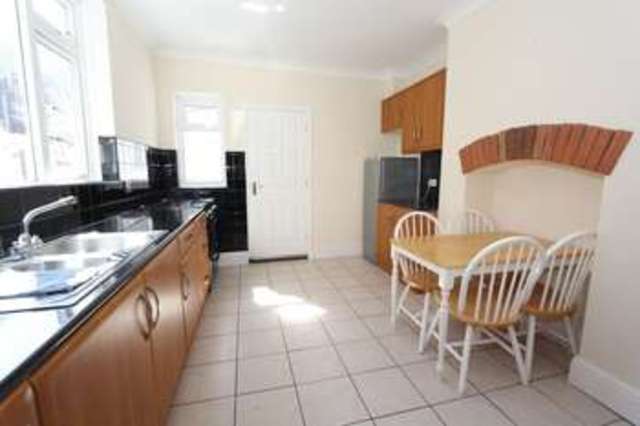  Image of 3 bedroom Terraced house to rent in Thoresby Street Hull HU5 at Thoresby Street  Hull, HU5 3RA