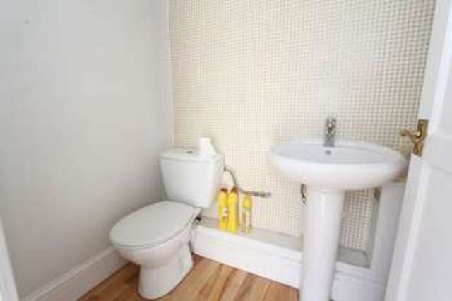  Image of 3 bedroom Terraced house to rent in Thoresby Street Hull HU5 at Thoresby Street  Hull, HU5 3RA