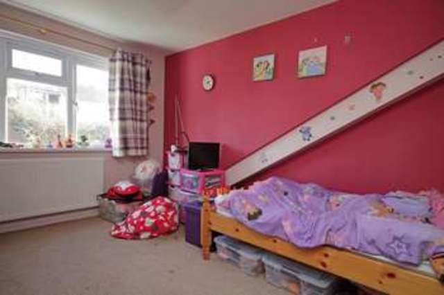  Image of 4 bedroom Detached house for sale in Elmhirst Drive Totnes TQ9 at Elmhirst Drive  TOTNES, TQ9 5UX