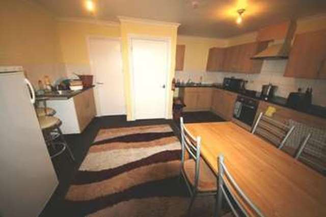  Image of 1 bedroom Property to rent in Village Way Pinner HA5 at Village Way  Pinner, HA5 5AA