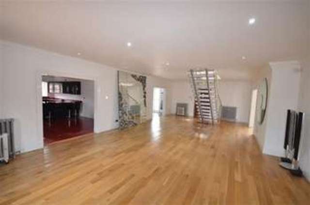  Image of 5 bedroom Detached house for sale in Warrington Road Bold Heath Widnes WA8 at Warrington Road Bold Heath Widnes, WA8 3XL