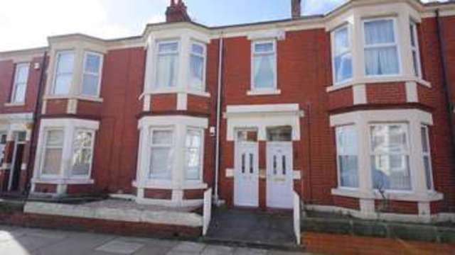  Image of 2 bedroom Flat for sale in Warton Terrace Heaton Newcastle upon Tyne NE6 at Warton Terrace Heaton Newcastle Upon Tyne, NE6 5DX