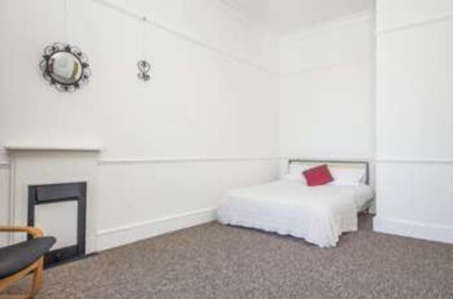  Image of 2 bedroom Flat for sale in Bonnington Road Edinburgh EH6 at Bonnington Road Bonnington Edinburgh, EH6 5BE