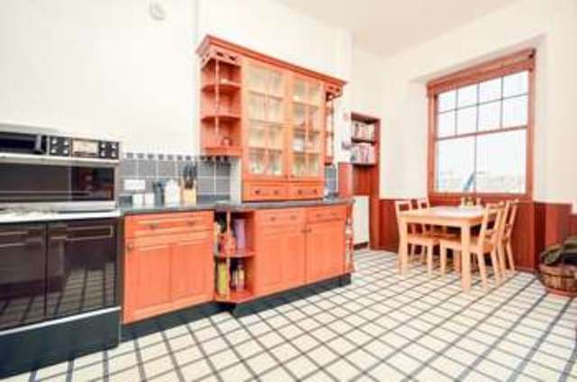  Image of 2 bedroom Flat for sale in Plewlands Terrace Edinburgh EH10 at Plewlands Terrace Morningside Edinburgh, EH10 5JX