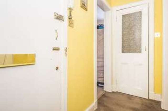  Image of 1 bedroom Flat for sale in Albion Road Edinburgh EH7 at Albion Road Easter Road Edinburgh, EH7 5QW