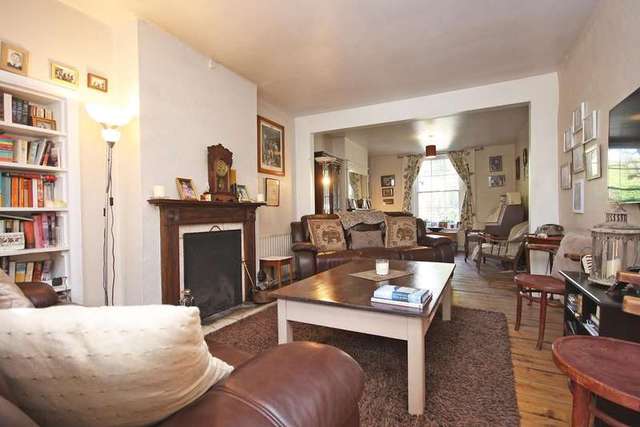  Image of 3 bedroom Detached house for sale in Park Lane East Reigate RH2 at Reigate, RH2 8HS