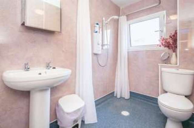 Image of 1 bedroom Bungalow for sale in Murrayburn Park Edinburgh EH14 at Murrayburn Park Wester Hailes Edinburgh, EH14 2PD