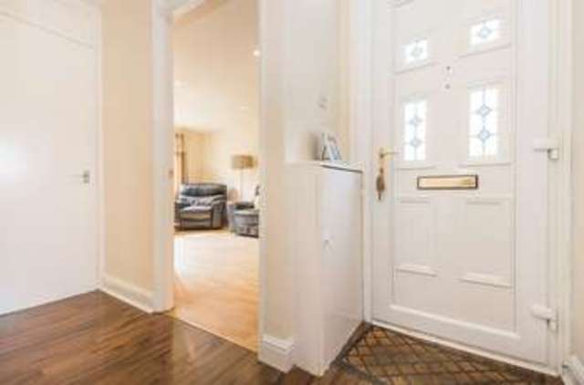  Image of 1 bedroom Bungalow for sale in Murrayburn Park Edinburgh EH14 at Murrayburn Park Wester Hailes Edinburgh, EH14 2PD