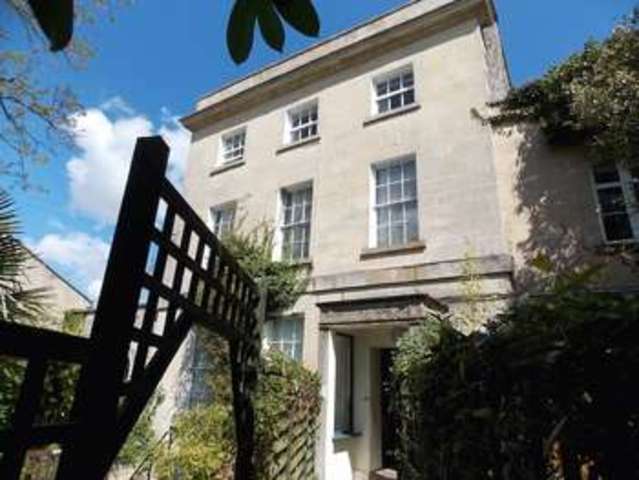  Image of 1 bedroom Flat to rent in High Street Twerton Bath BA2 at 56 High Street Twerton Bath, BA2 1DD